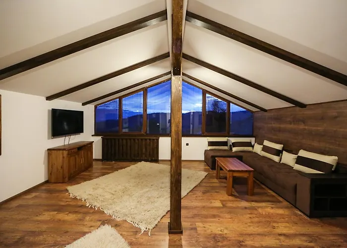 Rodopski Kat * Yukarı Cuma