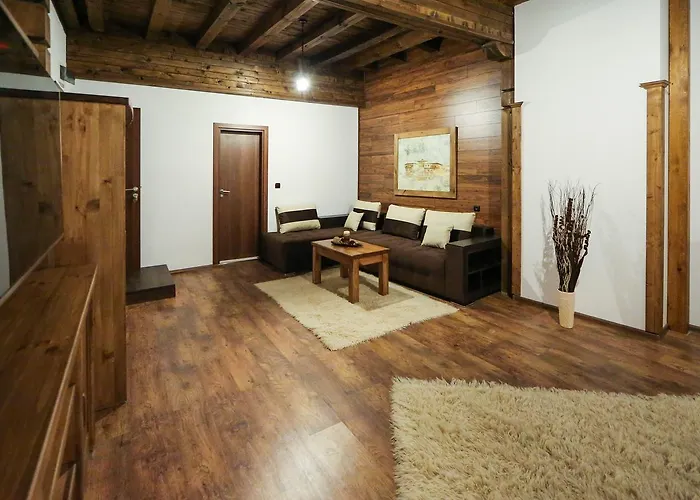 Konukevi Rodopski Kat Yukarı Cuma